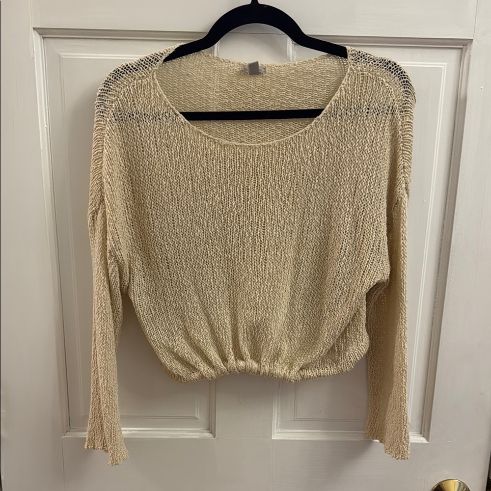 Ecote Lightweight Knit Cropped Sweater in Cream